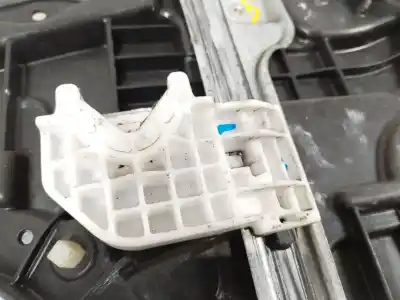 Second-hand car spare part driver left window regulator for kia cee'd (jd) 1.6 crdi 136 oem iam references 82470a2651 82471a2700 