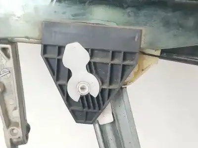 Автозапчастина б/у регулятор переднього правого скла для audi a4 b7 avant (8ed) 2.0 tdi посилання на oem iam 8e0837462c 0130821764 8e1959802b