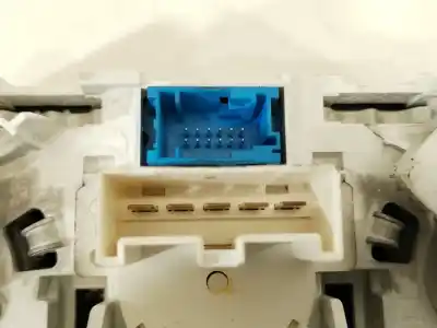 Peça sobressalente para automóvel em segunda mão comando de sofagem (chauffage / ar condicionado)  por opel corsa d catch me referências oem iam 466119570  5e094010