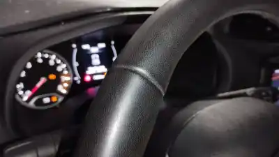 Second-hand car spare part steering wheel for jeep renegade suv (bu, b1, bv) 1.0 t-gdi oem iam references 7357342090  71777289