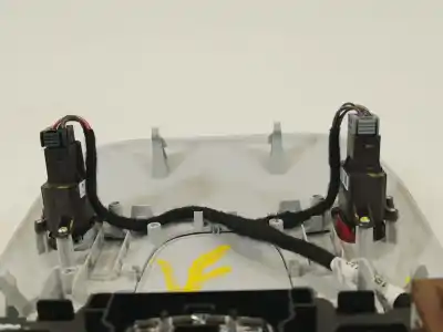 Автозапчастина б/у внутрішне світло для jeep renegade suv (bu, b1, bv) 1.0 t-gdi посилання на oem iam 735756837  