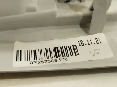 Автозапчастина б/у внутрішне світло для jeep renegade suv (bu, b1, bv) 1.0 t-gdi посилання на oem iam 735756837  