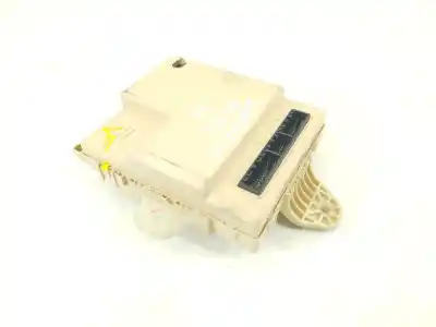 Peça sobressalente para automóvel em segunda mão caixa de fusíveis e relés por kia sorento active 4wd referências oem iam 954002p422  