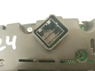 Peça sobressalente para automóvel em segunda mão quadrante por kia sorento active 4wd referências oem iam 940332p041  