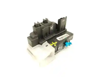 Second-hand car spare part front right door lock for hyundai i20 comfort oem iam references 813201j030