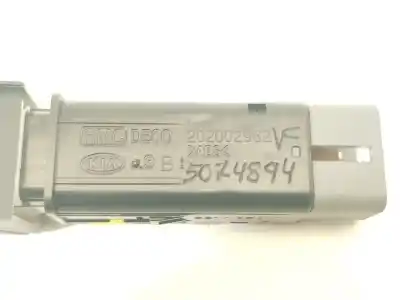 Second-hand car spare part switch for kia sorento active 4wd oem iam references 933202p000va  