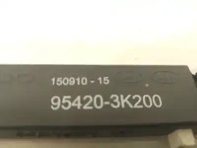 Pezzo di ricambio per auto di seconda mano antenna per kia sorento active 4wd riferimenti oem iam 954203k200  