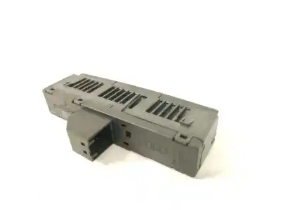 Автозапчасти б/у многофункциональное управление за audi a4 b8 (8k2) 2.0 tdi ссылки oem iam 8k0959673l  8k0959673f