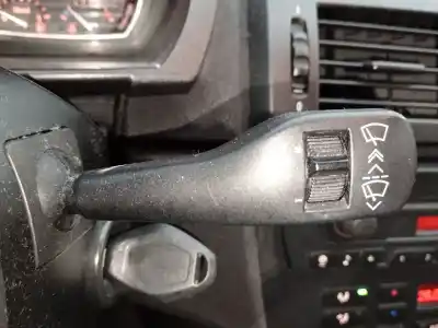 Peça sobressalente para automóvel em segunda mão Comutador De Limpa Vidros por BMW SERIE X3 (E83) 2.0d [2.0 Ltr. - 110 kW 16V Diesel CAT] Referências OEM IAM   