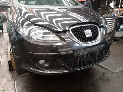 Peça sobressalente para automóvel em segunda mão PARA CHOQUES DIANTEIRO por SEAT ALTEA XL (5P5, 5P8) 2.0 TDI 16V Referências OEM IAM 5P0807221  