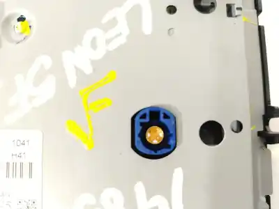 Peça sobressalente para automóvel em segunda mão display gps / multimídia por seat leon (5f1) 1.6 tdi referências oem iam 5f0919606  