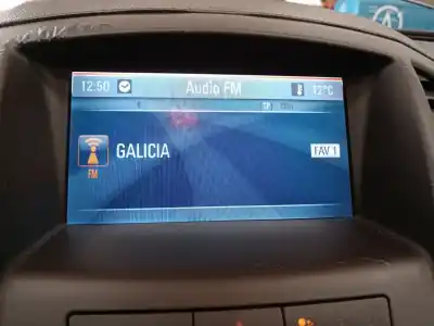 Peça sobressalente para automóvel em segunda mão DISPLAY GPS / MULTIMÍDIA por OPEL INSIGNIA A (G09) 2.0 CDTI (68) Referências OEM IAM 13223793  