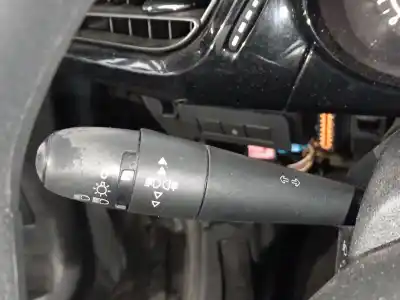 Peça sobressalente para automóvel em segunda mão comutador de luzes por citroen c3 iii (sx) 1.2 vti 82 lpg referências oem iam 