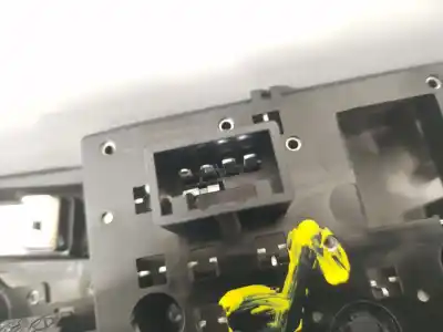 Peça sobressalente para automóvel em segunda mão luz interior por kia stonic (yb) 1.2 cvvt referências oem iam 92800f2010bf3  