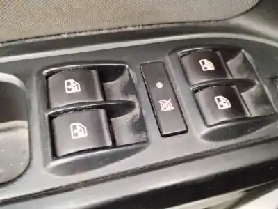 Second-hand car spare part LEFT FRONT POWER WINDOW SWITCH for FIAT TIPO SEDÁN (356_, 357_) 1.4 LPG (356SXF1B) OEM IAM references 735631477  