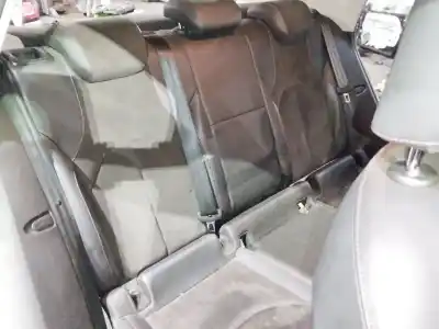 Recambio de automóvil de segunda mano de ASIENTOS TRASEROS para SEAT LEON (5F1) 2.0 TDI referencias OEM IAM 5F0886031A  