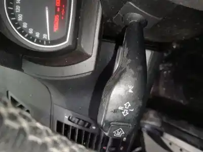 Peça sobressalente para automóvel em segunda mão Comutador De Piscas  por BMW X3 (E83) 2.0 SD Referências OEM IAM 61318363668  8363668