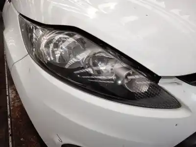 Tweedehands auto-onderdeel RECHTS KOPLAMP voor FORD FIESTA VI (CB1, CCN) 1.6 TDCI OEM IAM-referenties 8A6113W029AH  