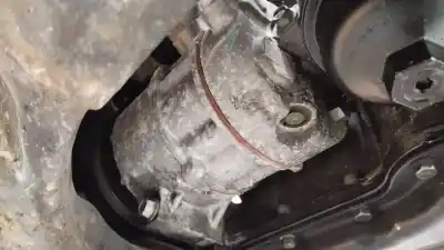 İkinci el araba yedek parçası KLIMA KOMPRESÖRÜ için KIA SORENTO Active 4WD OEM IAM referansları 977012P160  