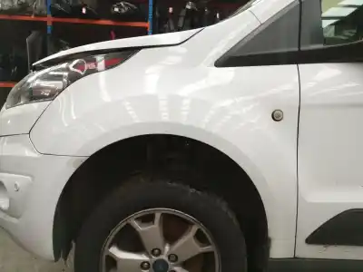 Peça sobressalente para automóvel em segunda mão GUARDA-LAMAS DIANTEIRO ESQUERDO por FORD TRANSIT CONNECT MONOSPACE 1.5 TDCI Referências OEM IAM   