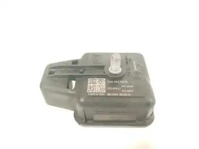 Peça sobressalente para automóvel em segunda mão colunas de som por cupra formentor (km7) 1.4 e-hybrid referências oem iam 5q0951605b  