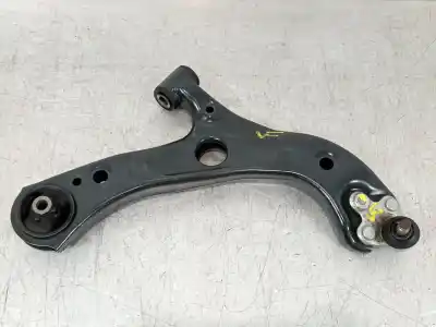 Tweedehands auto-onderdeel rechts voor ondergeheerde arm voor toyota corolla fastback (_e21_) 1.8 hybrid (zwe211) oem iam-referenties 4806802330