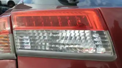 Pièce détachée automobile d'occasion FEU ARRIÈRE GAUCHE DANS LA PORTE pour RENAULT LAGUNA III (BT0/1) 2.0 DCI (BT01, BT08, BT09, BT0E, BT0K, BT12, BT1C, BT1D,... Références OEM IAM 265540001R  