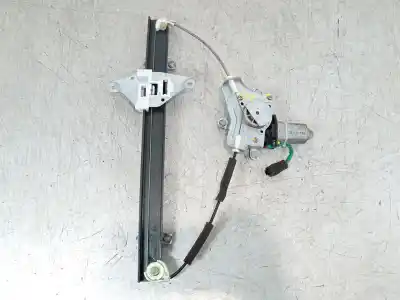 Pièce détachée automobile d'occasion LÉVE GLACE ARRIÈRE GAUCHE pour SSANGYONG REXTON 2.9 Turbodiesel CAT Références OEM IAM 8810008001  