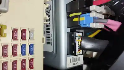 Pezzo di ricambio per auto di seconda mano PIANTONE DELLO STERZO per HYUNDAI I20 Comfort Riferimenti OEM IAM 563001J700  