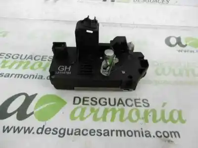 Peça sobressalente para automóvel em segunda mão fechadura da porta traseira direita por opel corsa c silverline referências oem iam 13154794