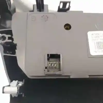 Pièce détachée automobile d'occasion commande de climatisation / chauffage pour peugeot 2008 1.2 12v e-thp références oem iam 96722471xu  