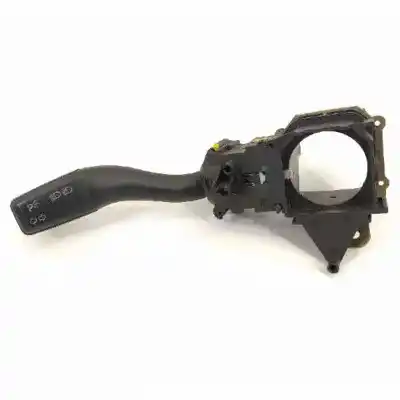 Peça sobressalente para automóvel em segunda mão comutador de piscas  por audi a4 berlina (8e) 2.0 tdi 16v (103kw) referências oem iam 4e0953513a
