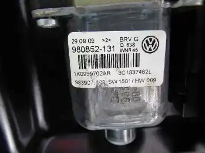 Автозапчасти б/у регулятор стекла переднего правого за volkswagen passat variant (3c5) edition plus ссылки oem iam 3c1837462l 1k0959702ar 3c1837756k