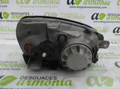 Peça sobressalente para automóvel em segunda mão farol / farolim esquerdo por hyundai santa fe (sm) 2.0 gls crdi 4x4 referências oem iam 9210126025  