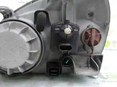 Second-hand car spare part right headlight for hyundai santa fe (sm) 2.0 gls crdi 4x4 oem iam references 9210226025  