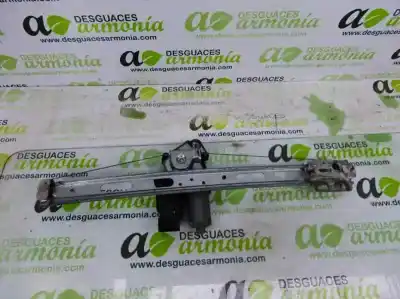 Pièce détachée automobile d'occasion léve glace avant gauche pour mercedes-benz clase a (w168) 1.6 cat références oem iam 0130821698  