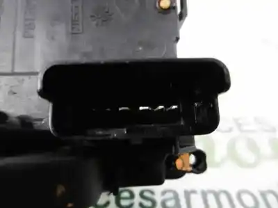 Peça sobressalente para automóvel em segunda mão fechadura da porta traseira esquerda por renault megane iii berlina 5 p dynamique referências oem iam 825030002r  