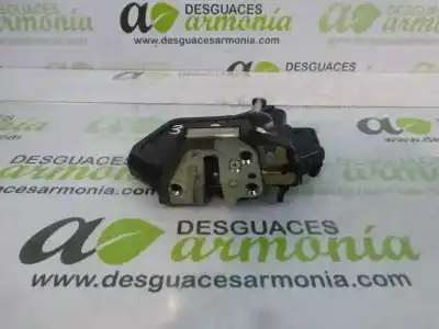 Pièce détachée automobile d'occasion serrure de porte arrière droite pour toyota avensis berlina (t25) 1.8 sol sedán références oem iam   