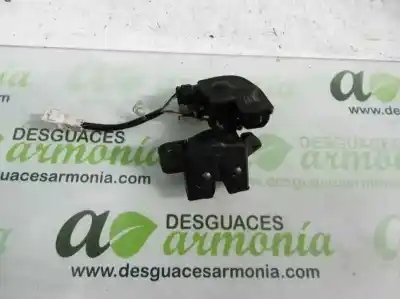 Second-hand car spare part trunk lock for toyota corolla (e12) 2.0 d-4d linea sol berlina oem iam references 1015283000