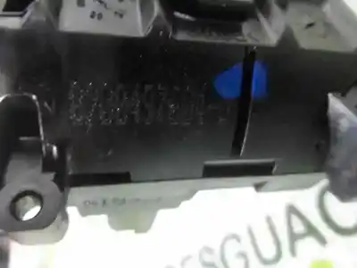 Pezzo di ricambio per auto di seconda mano serratura porta anteriore destra per renault kangoo furgón compact comfort riferimenti oem iam 8200497604d  