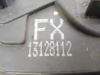 Second-hand car spare part front right door lock for opel astra h berlina essentia oem iam references 13128112  