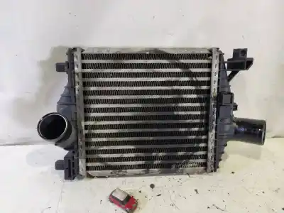 Peça sobressalente para automóvel em segunda mão INTERCOOLER por MERCEDES-BENZ VITO (W638) CAJA CERRADA  Referências OEM IAM 6385012901  