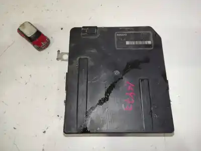 Second-hand car spare part fuse box unit for renault kangoo dynamique oem iam references 8201044237r  