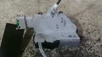 Peça sobressalente para automóvel em segunda mão fechadura da porta traseira esquerda por citroen c4 berlina collection referências oem iam 