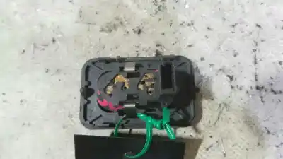 Second-hand car spare part right front power window switch for opel combo familiar oem iam references   