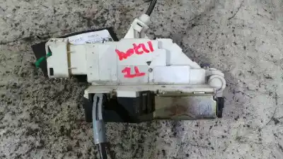 Peça sobressalente para automóvel em segunda mão fechadura da porta traseira esquerda por citroen c4 berlina 1.6 16v hdi referências oem iam 9647175180