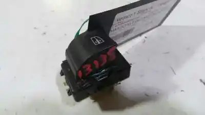 Tweedehands auto-onderdeel schakelaar rechts voor ruit voor renault clio iv limited oem iam-referenties 