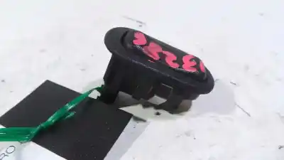 Peça sobressalente para automóvel em segunda mão BOTÃO / INTERRUPTOR ELEVADOR VIDRO DIANTEIRO DIREITO por OPEL ZAFIRA A  Referências OEM IAM 09100299  