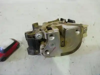 Second-hand car spare part front right door lock for mitsubishi l 200 (ka0/kb0) basis einzelkabine 2wd oem iam references 