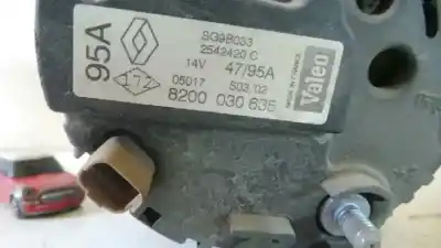 Автозапчастина б/у генератор для renault scenic rx4 (ja0) 2.0 16v dynamique посилання на oem iam 8200030635  